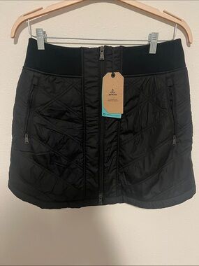 Prana Black Quilted Zip Skirt with Rib Waist